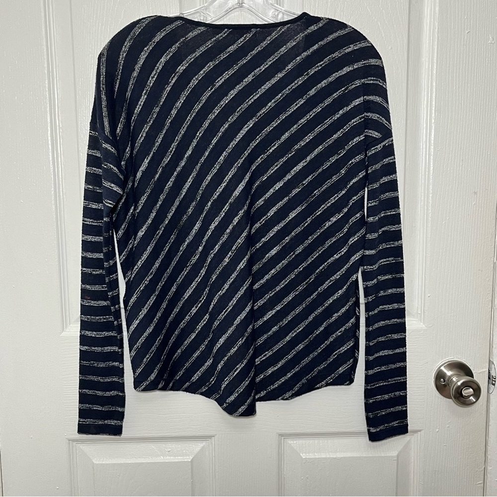 Rag & Bone Navy and Gray Striped Hudson Vee V-Neck Long Sleeve Blouse | size XS - Picture 8 of 9